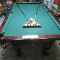 Bar Size Pool table